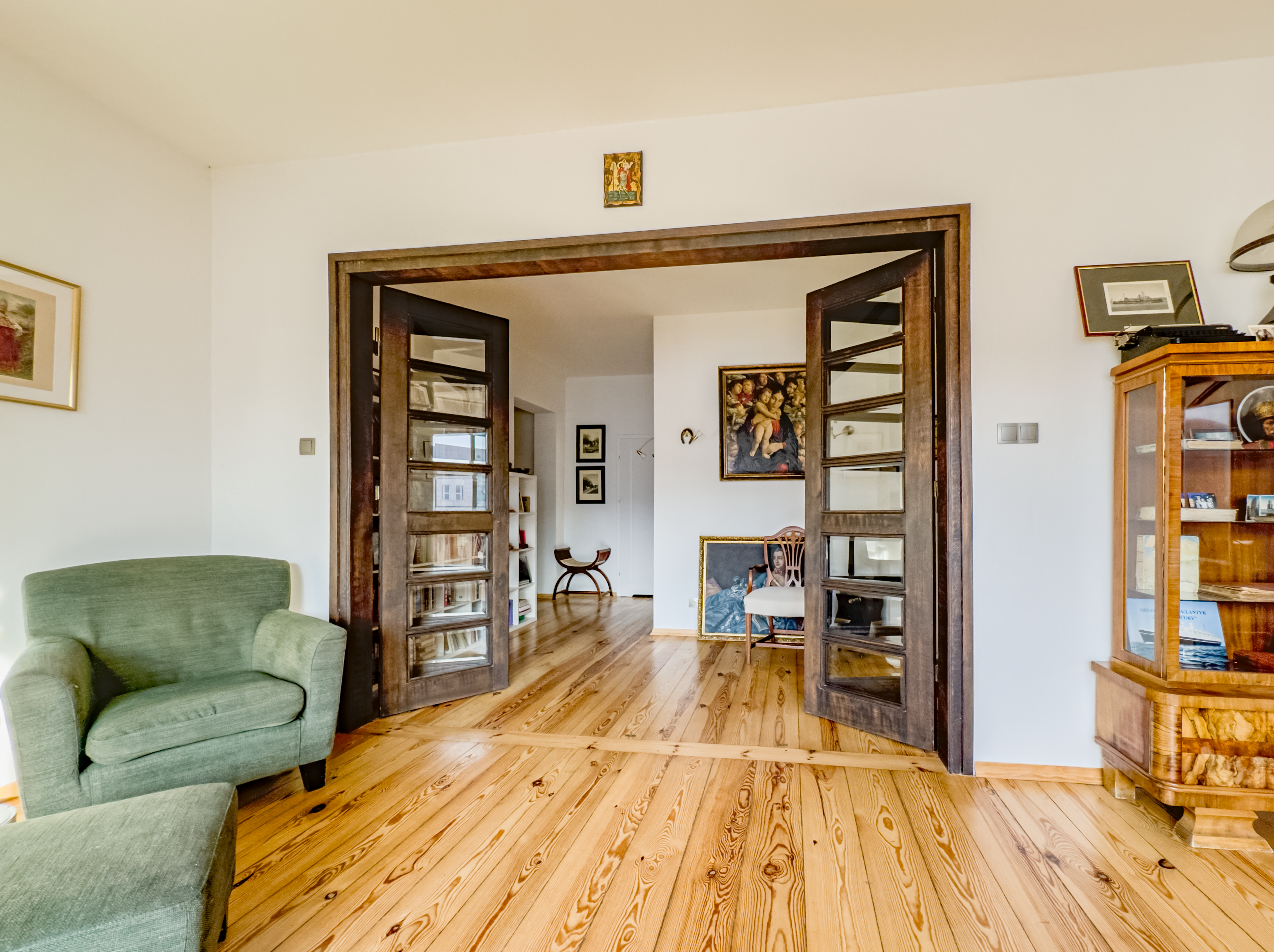 Nieruchomości Na Sprzedaż - Homely Estates - Biuro Nieruchomości